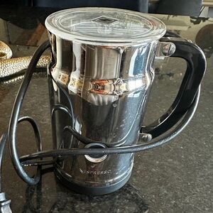 Nespresso Espresso Milk Frother in Silver and Black